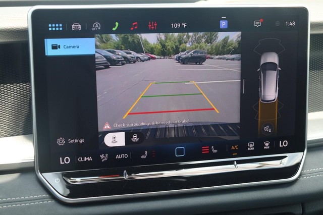 Volkswagen Tiguan Vehicle Image 15