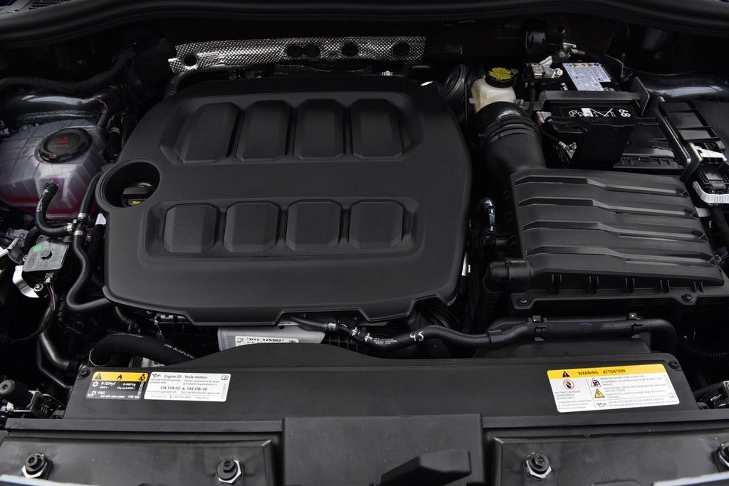 Volkswagen Tiguan Vehicle Full-screen Gallery Image 27