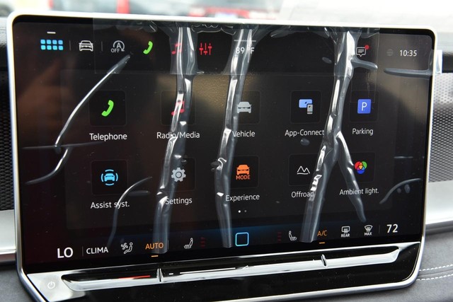 Volkswagen Tiguan Vehicle Image 15