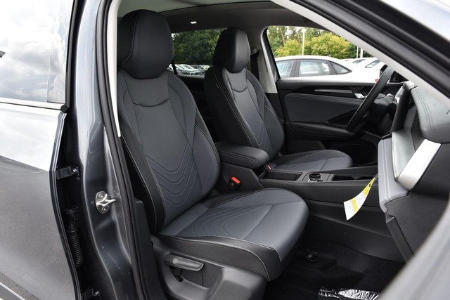 Volkswagen Tiguan Vehicle Image 20