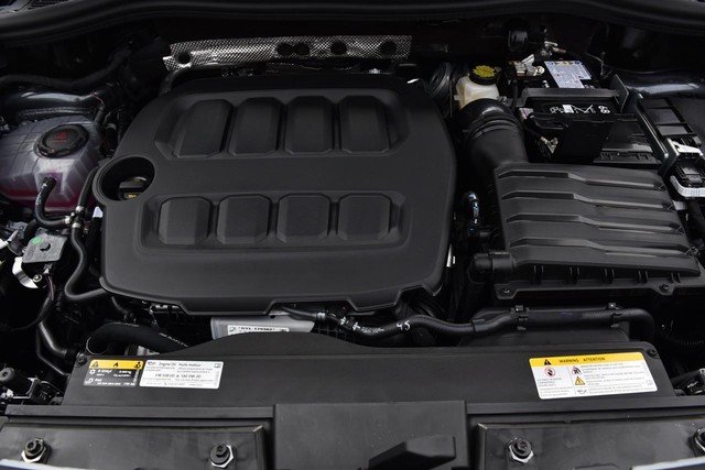 Volkswagen Tiguan Vehicle Image 27