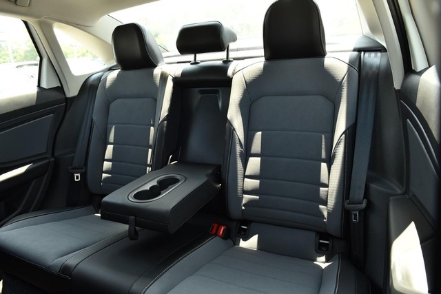 Volkswagen Jetta Vehicle Image 23