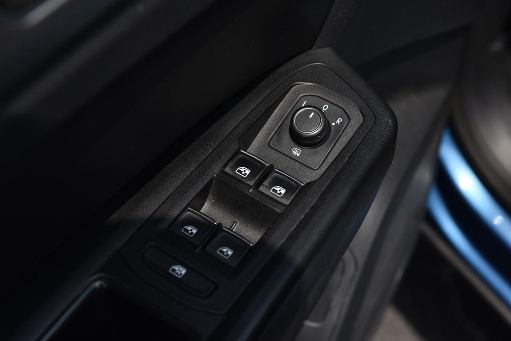 Volkswagen Atlas Vehicle Full-screen Gallery Image 08
