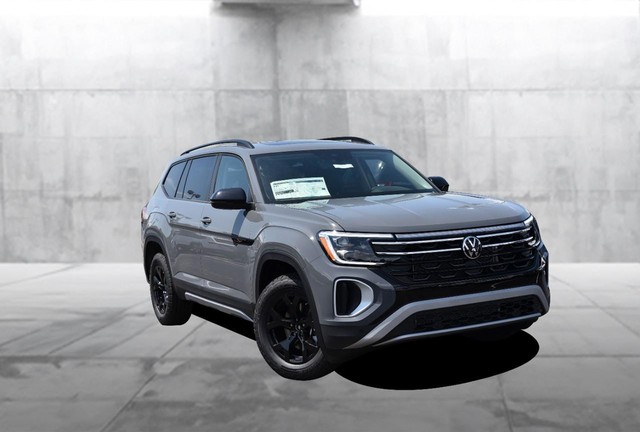 Volkswagen Atlas Vehicle Image 02