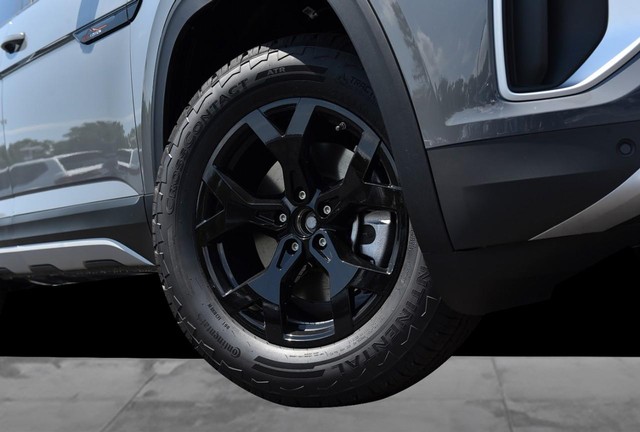 Volkswagen Atlas Vehicle Image 03