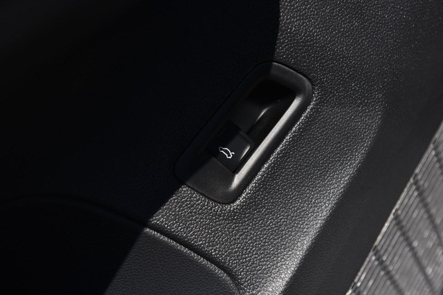 Volkswagen Atlas Vehicle Image 09