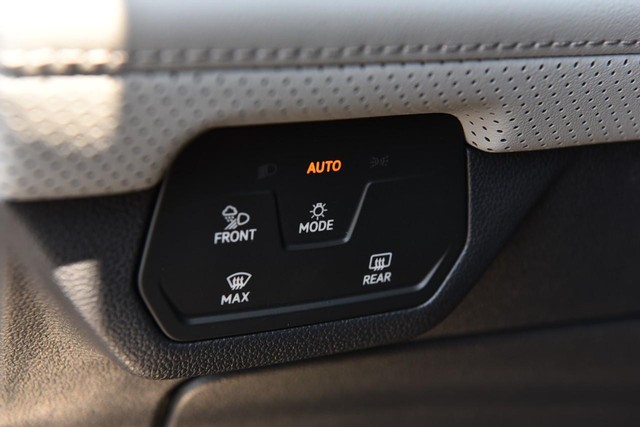 Volkswagen Atlas Vehicle Image 11