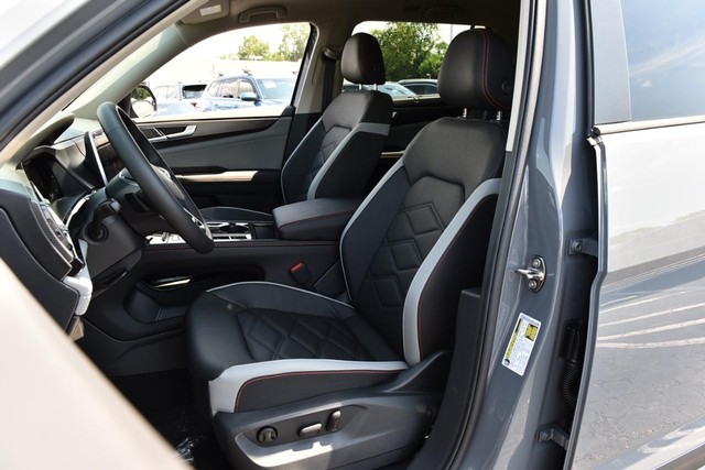 Volkswagen Atlas Vehicle Image 19