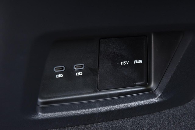 Volkswagen Atlas Vehicle Image 24