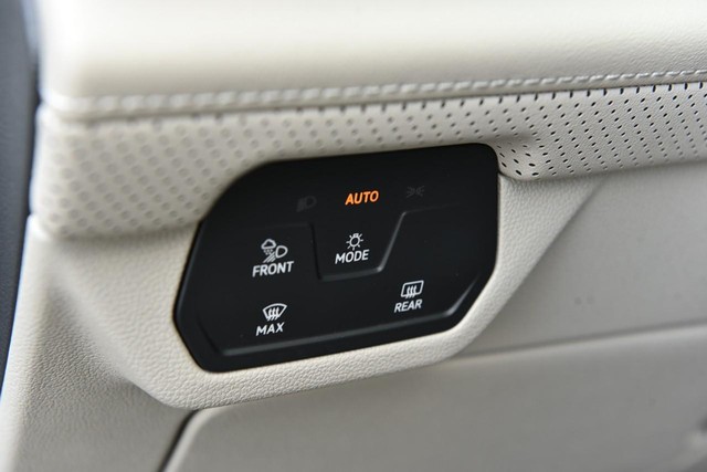 Volkswagen Atlas Vehicle Image 10
