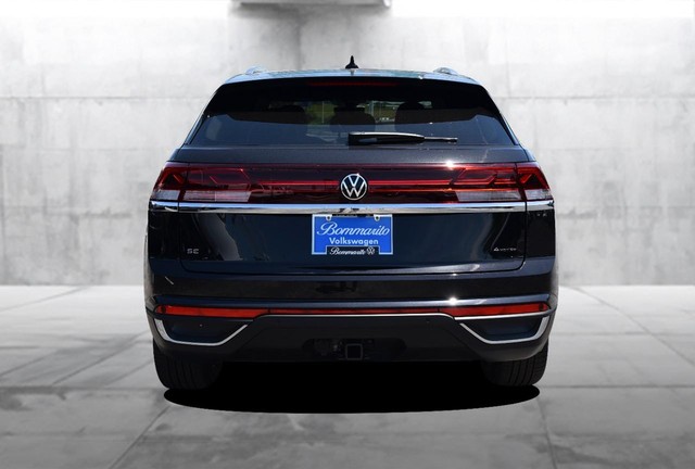 Volkswagen Atlas Cross Sport Vehicle Image 06