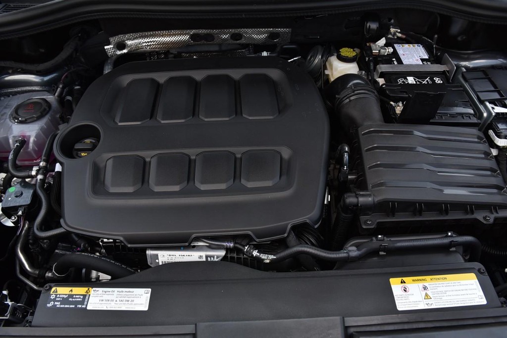 Volkswagen Tiguan Vehicle Full-screen Gallery Image 25