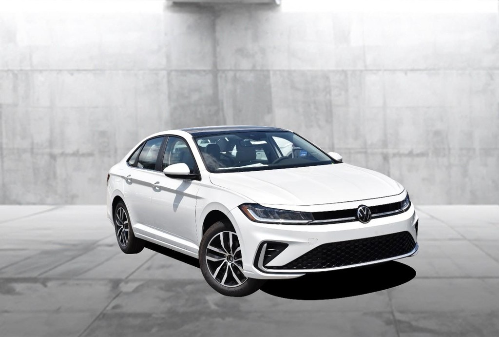 Volkswagen Jetta Vehicle Full-screen Gallery Image 2