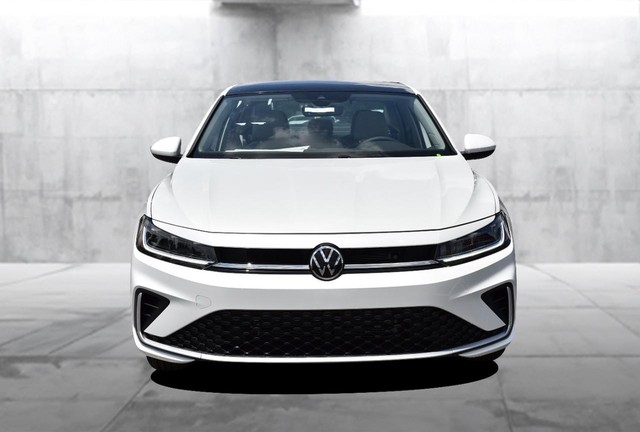 Volkswagen Jetta Vehicle Image 04