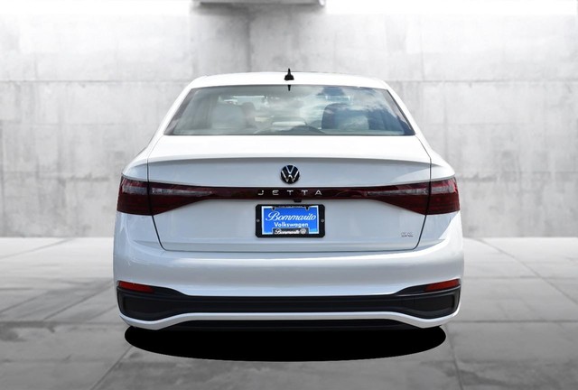 Volkswagen Jetta Vehicle Image 06