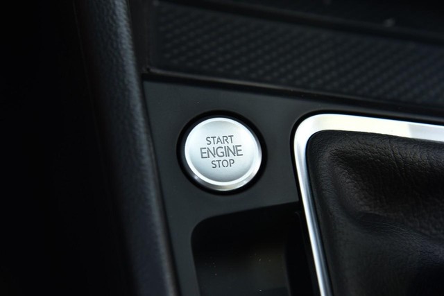 Volkswagen Jetta Vehicle Image 17