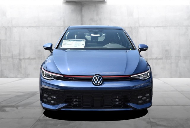 Volkswagen Golf GTI Vehicle Image 04
