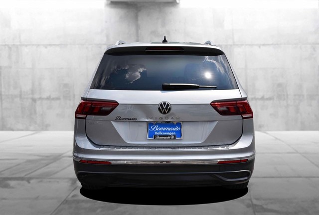 Volkswagen Tiguan Vehicle Image 06