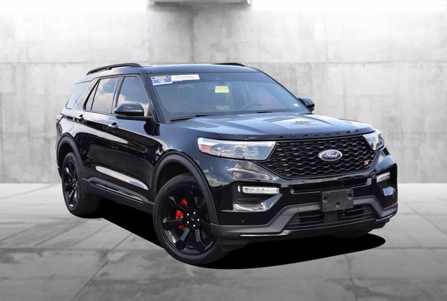 Ford Explorer Vehicle Image 02