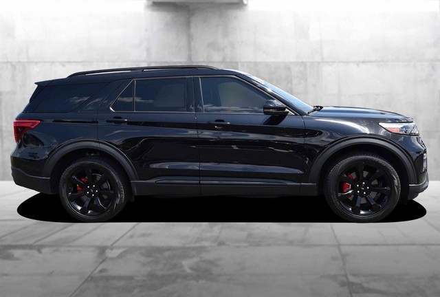 Ford Explorer Vehicle Image 05