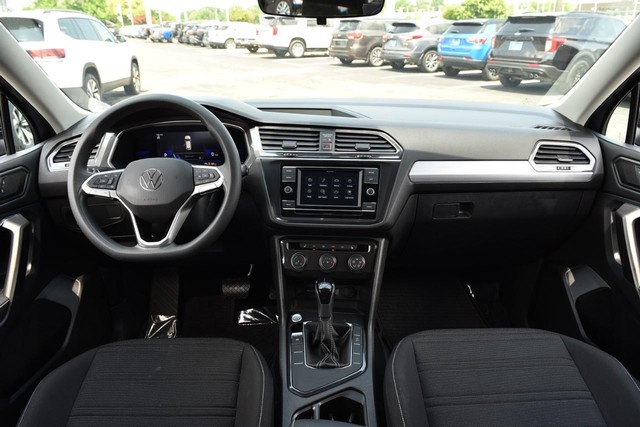 Volkswagen Tiguan Vehicle Image 07
