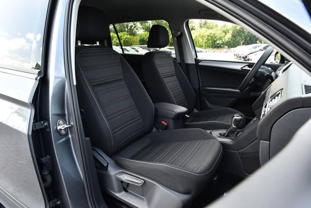 Volkswagen Tiguan Vehicle Image 18