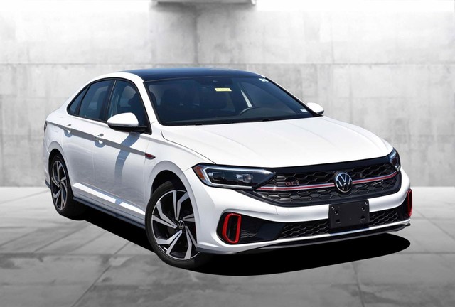 Volkswagen Jetta GLI Vehicle Image 02