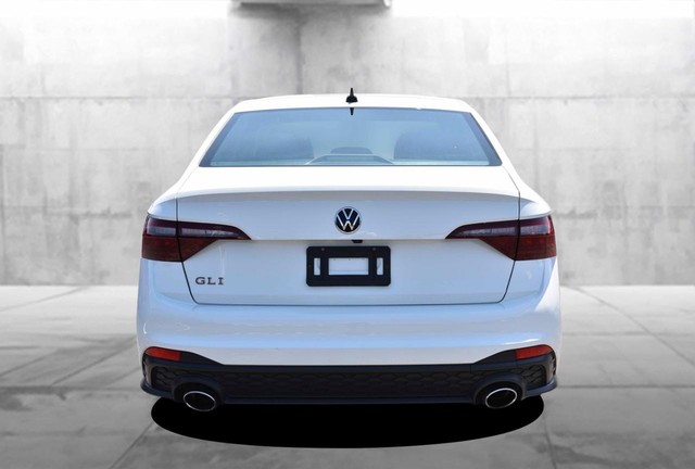Volkswagen Jetta GLI Vehicle Image 06
