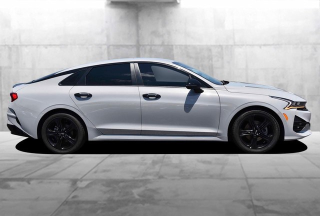 Kia K5 Vehicle Image 05