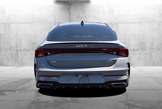 Kia K5 Vehicle Image 06