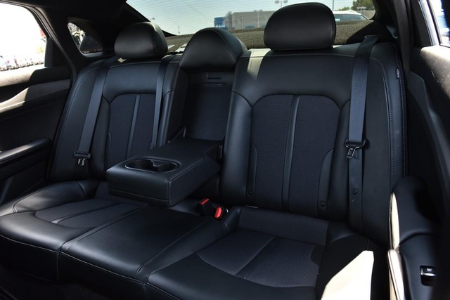 Kia K5 Vehicle Image 21