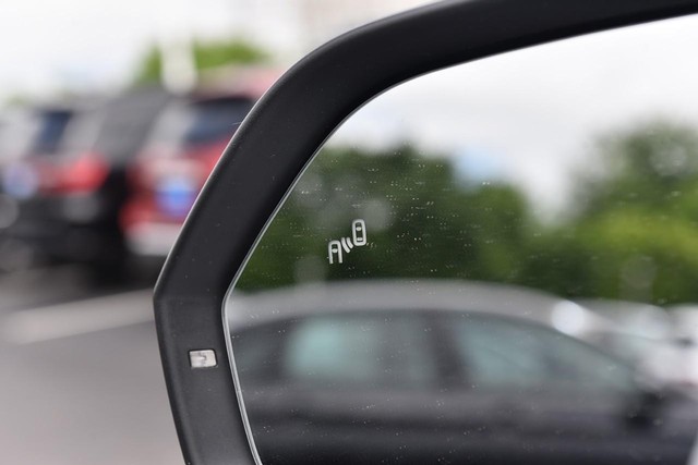 Volkswagen Atlas Vehicle Image 10
