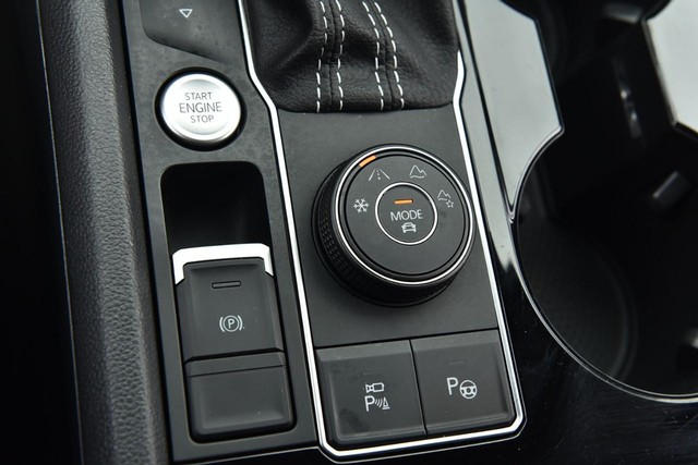 Volkswagen Atlas Vehicle Image 17