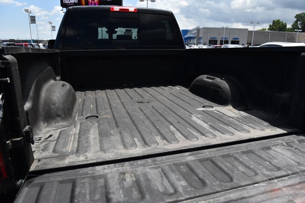 Ram 2500 Vehicle Full-screen Gallery Image 07