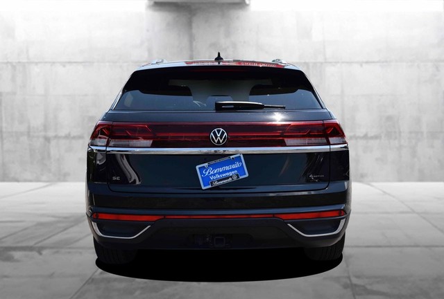 Volkswagen Atlas Cross Sport Vehicle Image 06