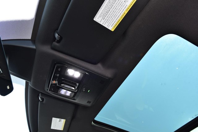 Volkswagen Atlas Cross Sport Vehicle Image 21