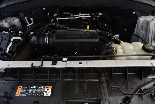 Ford Explorer Vehicle Image 27