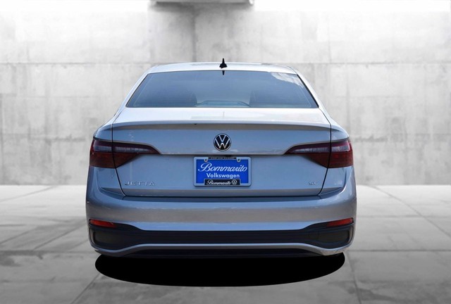 Volkswagen Jetta Vehicle Image 06