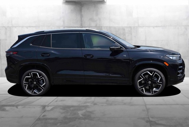 Volkswagen Tiguan Vehicle Image 05