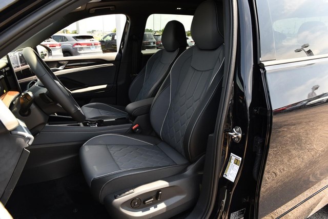 Volkswagen Tiguan Vehicle Image 19