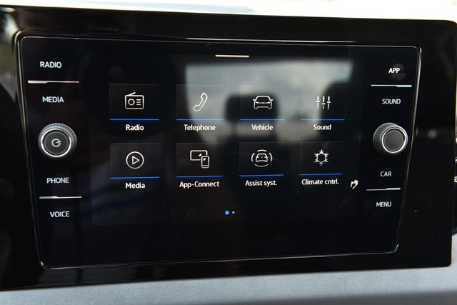 Volkswagen Jetta Vehicle Image 14