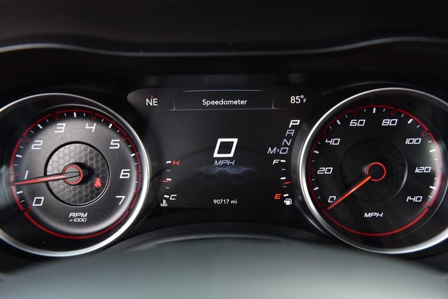 Dodge Charger Vehicle Image 12