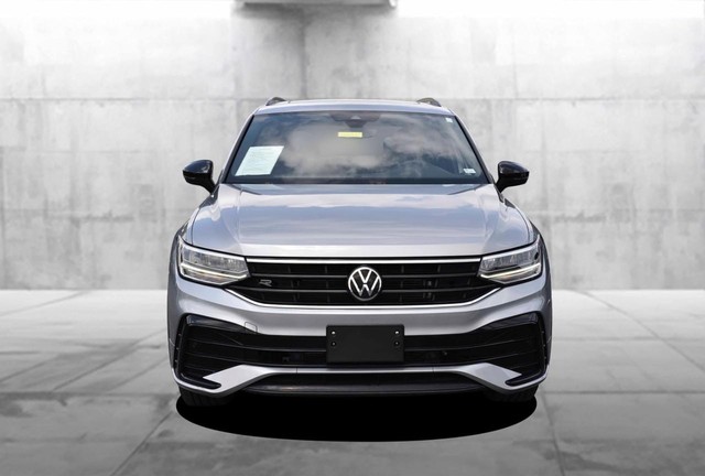 Volkswagen Tiguan Vehicle Image 04