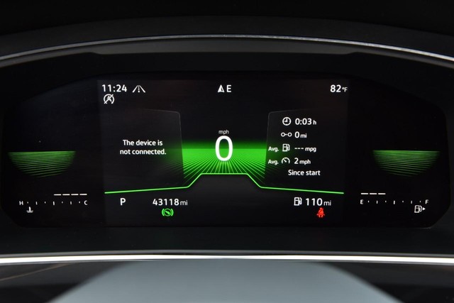 Volkswagen Tiguan Vehicle Image 12