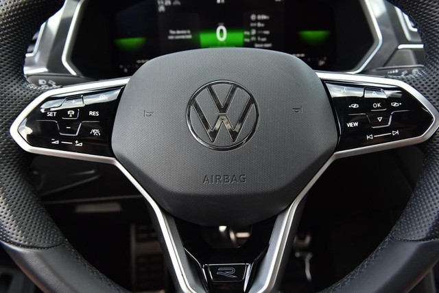 Volkswagen Tiguan Vehicle Image 19