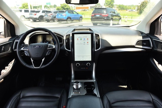 Ford Edge Vehicle Image 07