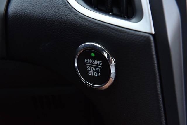 Ford Edge Vehicle Image 14