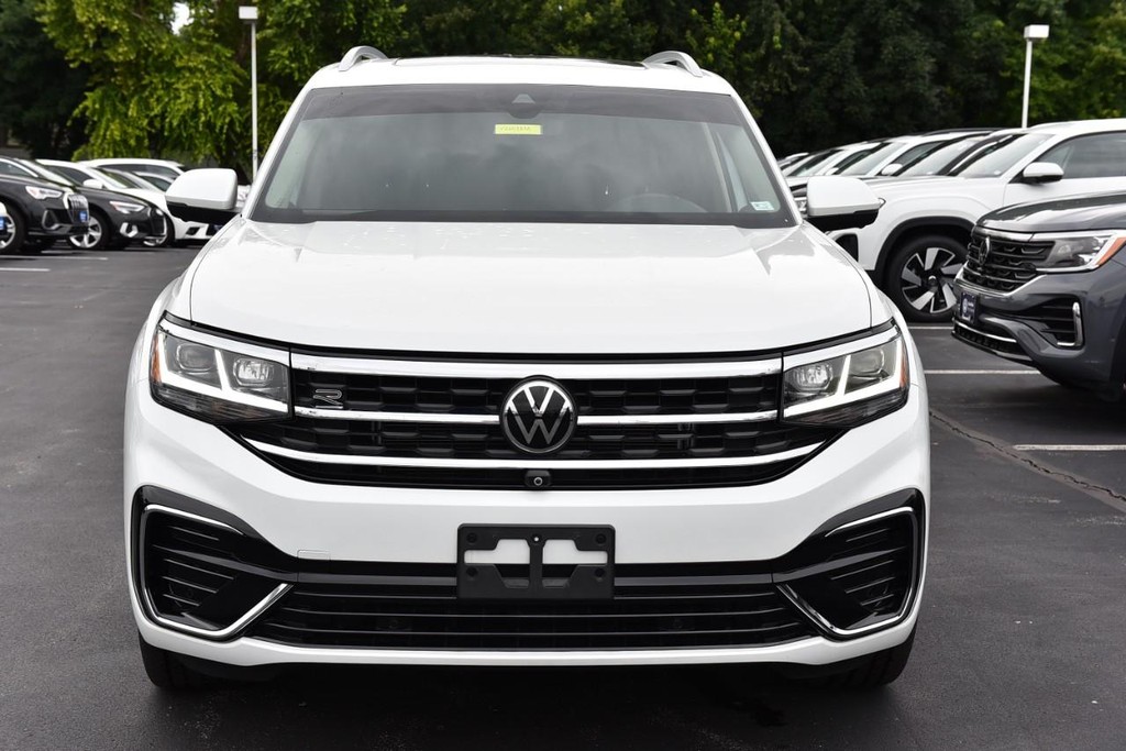 Volkswagen Atlas Vehicle Full-screen Gallery Image 04
