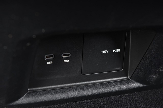 Volkswagen Atlas Vehicle Image 24