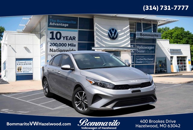 Hazelwood MO 2024 Kia Forte more details - kia forte